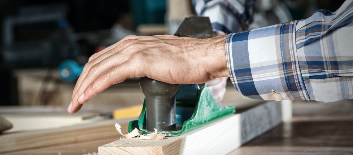 The Top 10 Benefits Of Hiring A Professional Carpenter